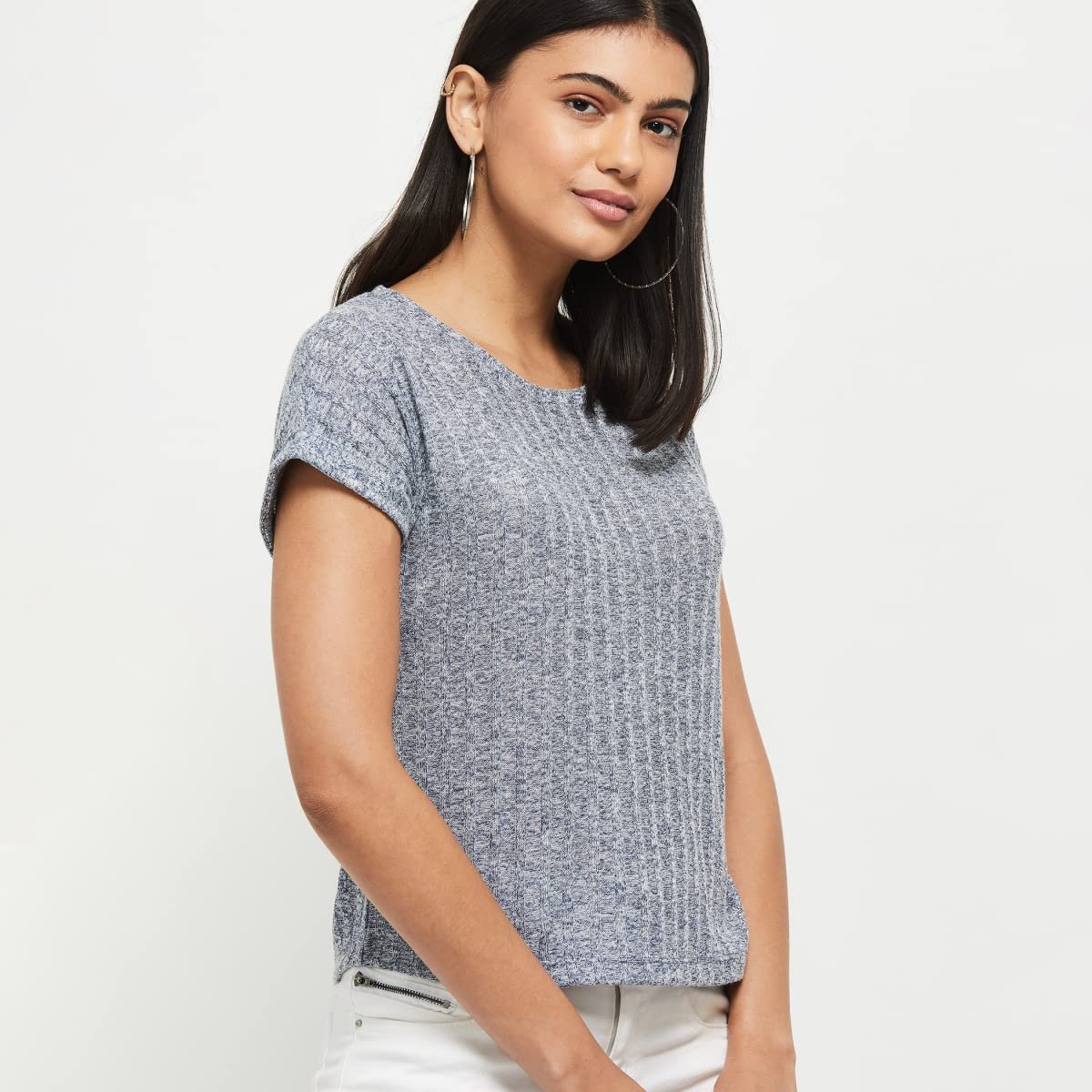 Max Textured Round Neck T-Shirt Navy - Image 4