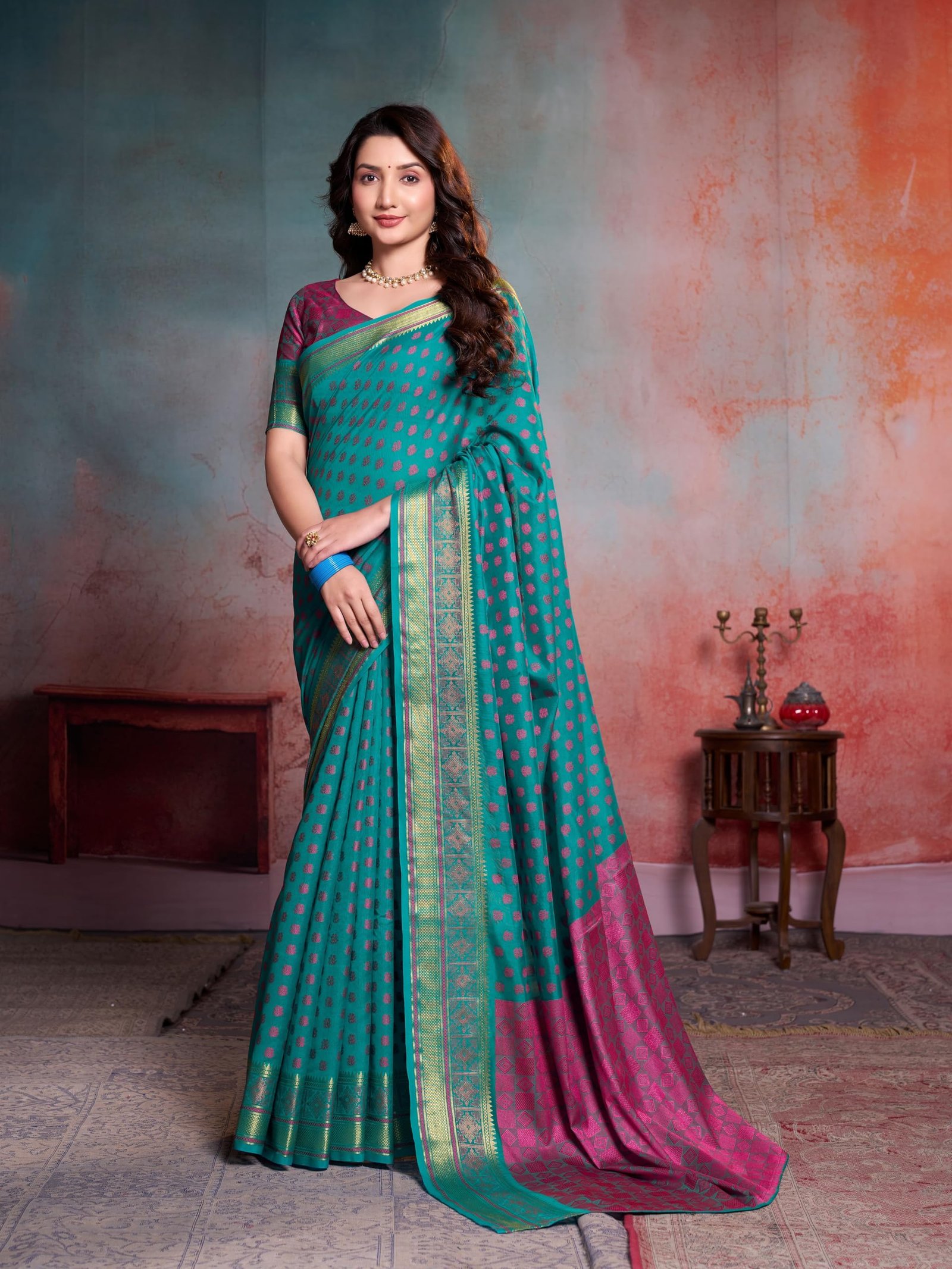 Garden Vareli Women Jacquard Silk Blend Saree with Unstitched Blouse Piece 1032 - Teal - Image 6