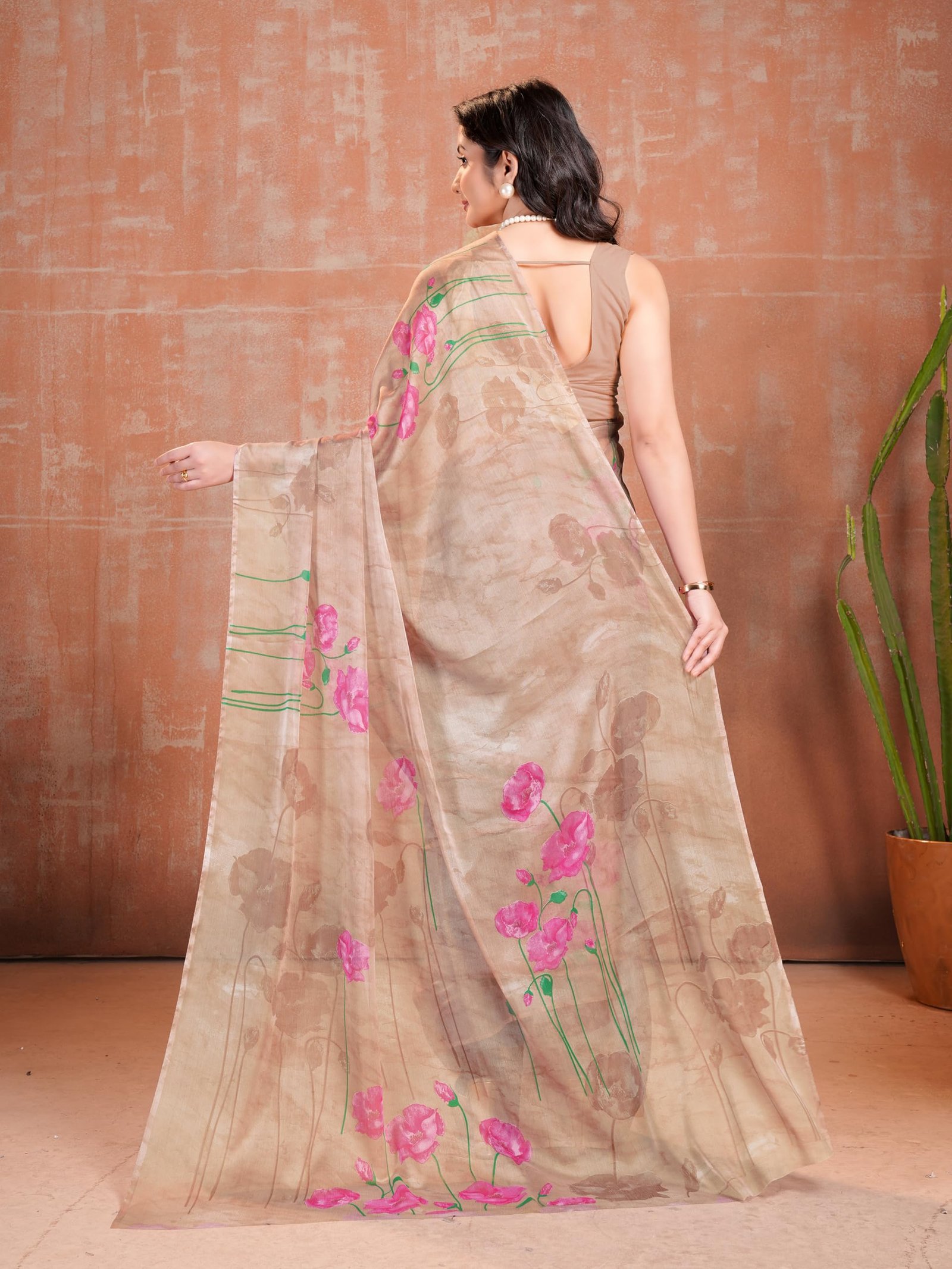 Garden Vareli Floral Print Chiffon Saree 88768 - Brown - Image 3