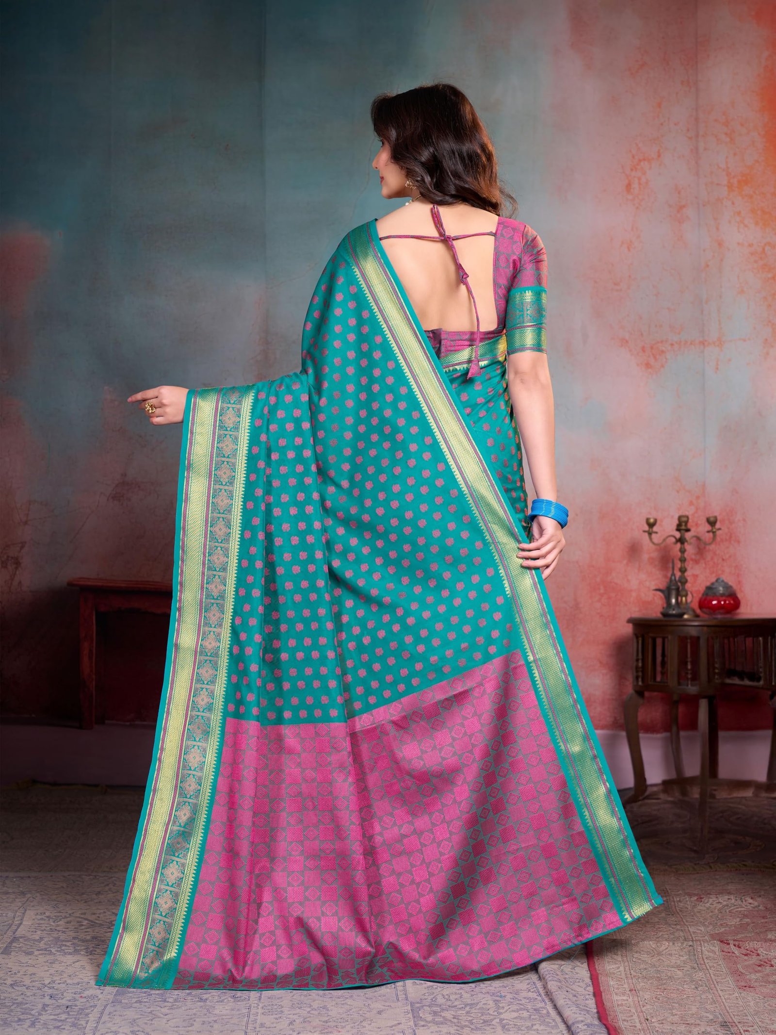 Garden Vareli Women Jacquard Silk Blend Saree with Unstitched Blouse Piece 1032 - Teal - Image 5
